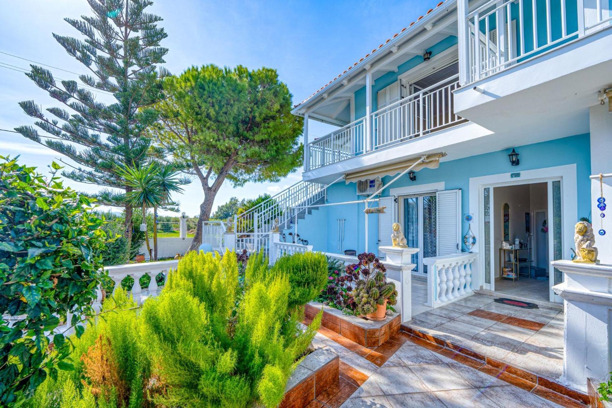 Stathis Beachfront Luxury Rooms Kalamákion Exteriör bild
